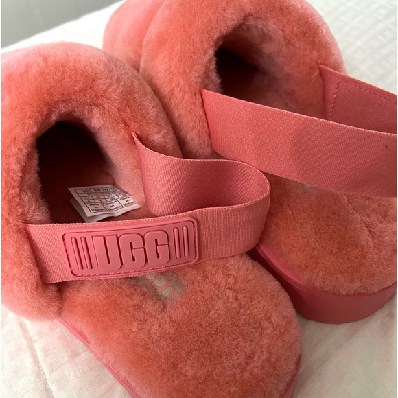🔥”NEW” UGG Fluff Slide/Slippers Size 8 - Picture 3 of 10